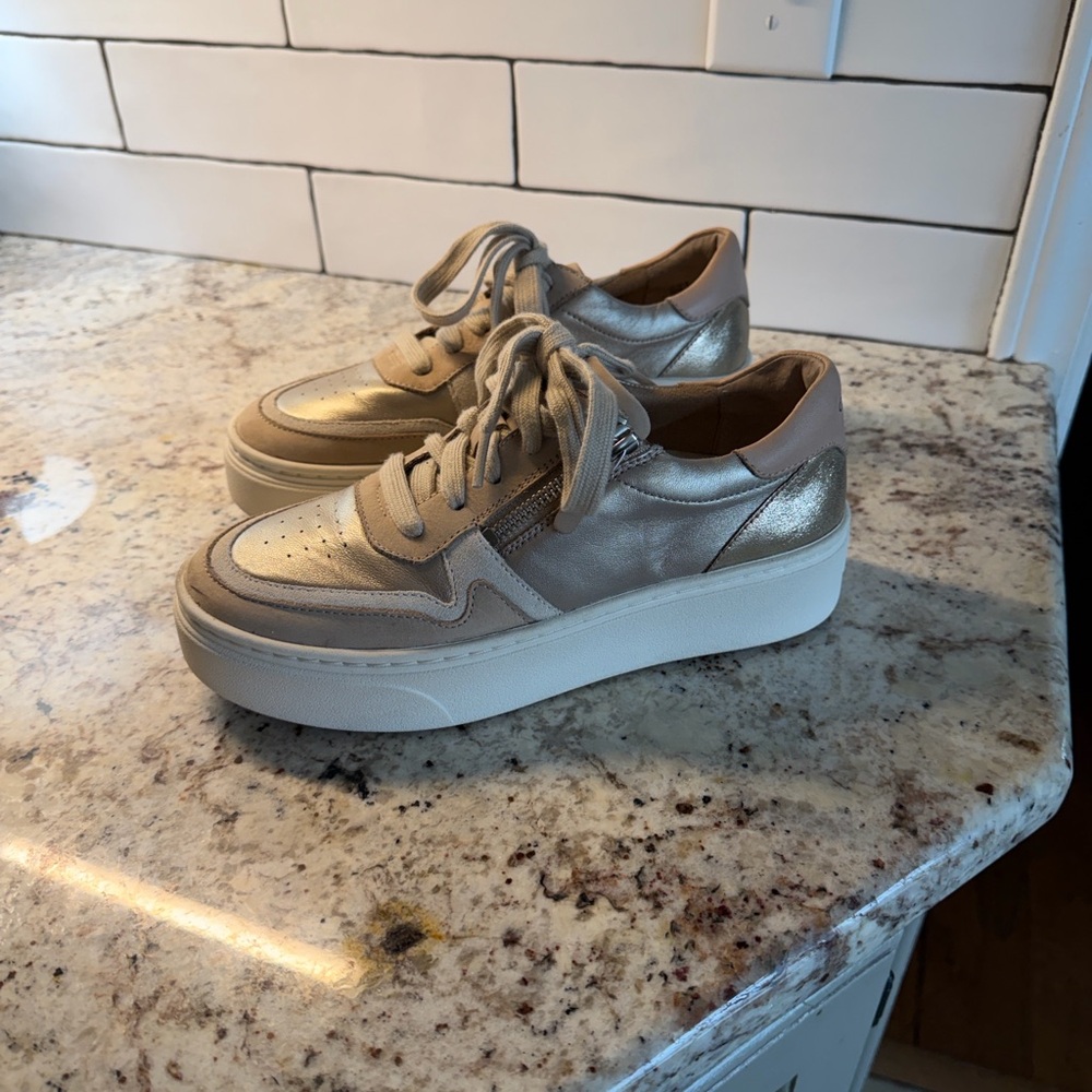 Aetrex Metallic Champagne Platform Lace-Up Sneaker